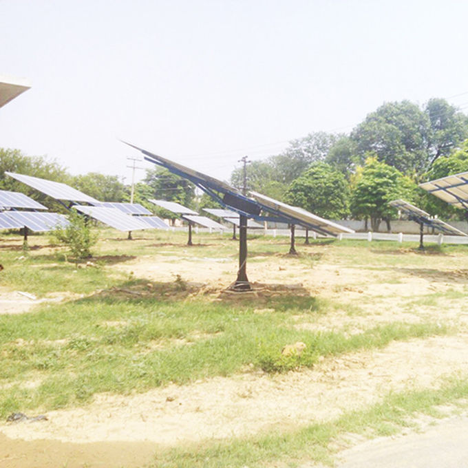 Sistema de bombeamento solar trifásico exterior de 2.2kw 220v para a irrigação em Zâmbia