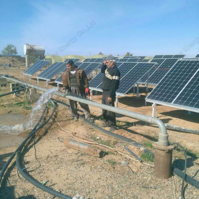 Sistema de irrigação solar impermeável da bomba de água 15kW com o inversor solar da bomba em Iraque