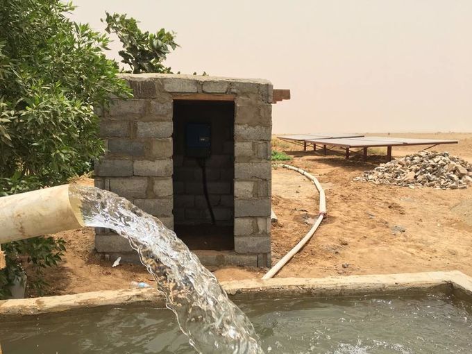 Sistema de irrigação solar de superfície da bomba de Jntech 55kW para a irrigação Center do pivô em Sudão